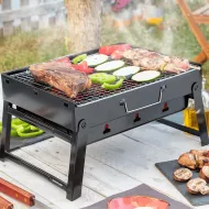 Hordozható, összecsukható faszenes grill - BearBQ - InnovaGoods